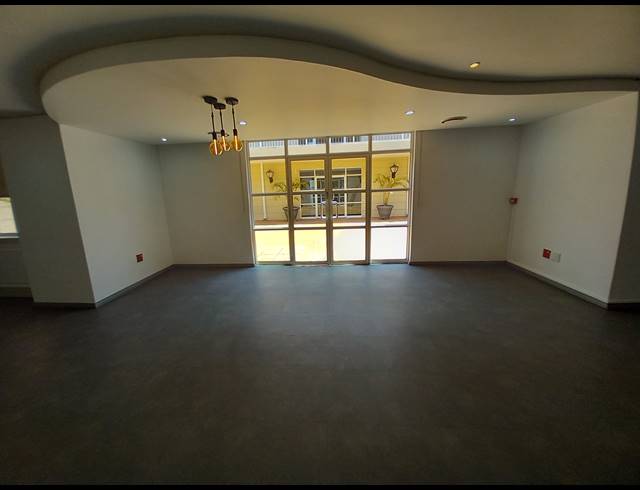 2,415M² OFFICE TO LET IN BRYANSTON